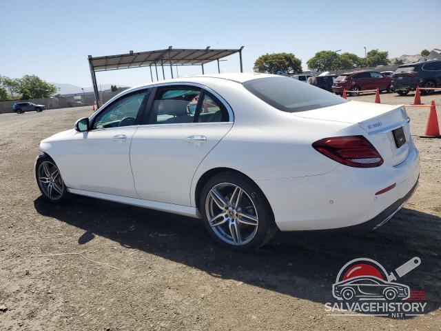 WDDZF4JB2JA325134 2018 MERCEDES-BENZ E-CLASS photo no. 2