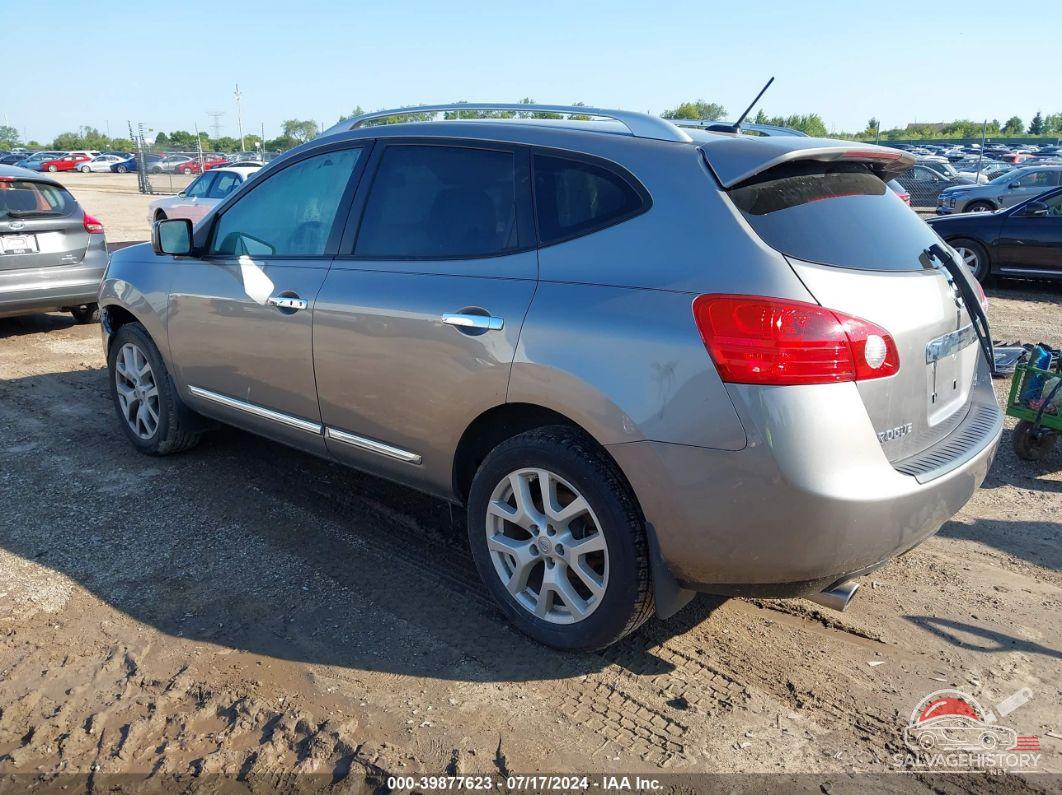 JN8AS5MV5DW143499 2013 NISSAN ROGUE photo no. 3