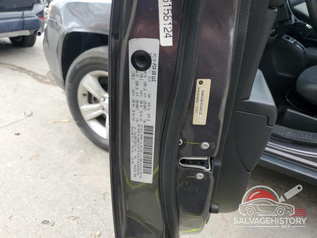 1C4NJDBB7FD293132 2015 JEEP COMPASS photo no. 13