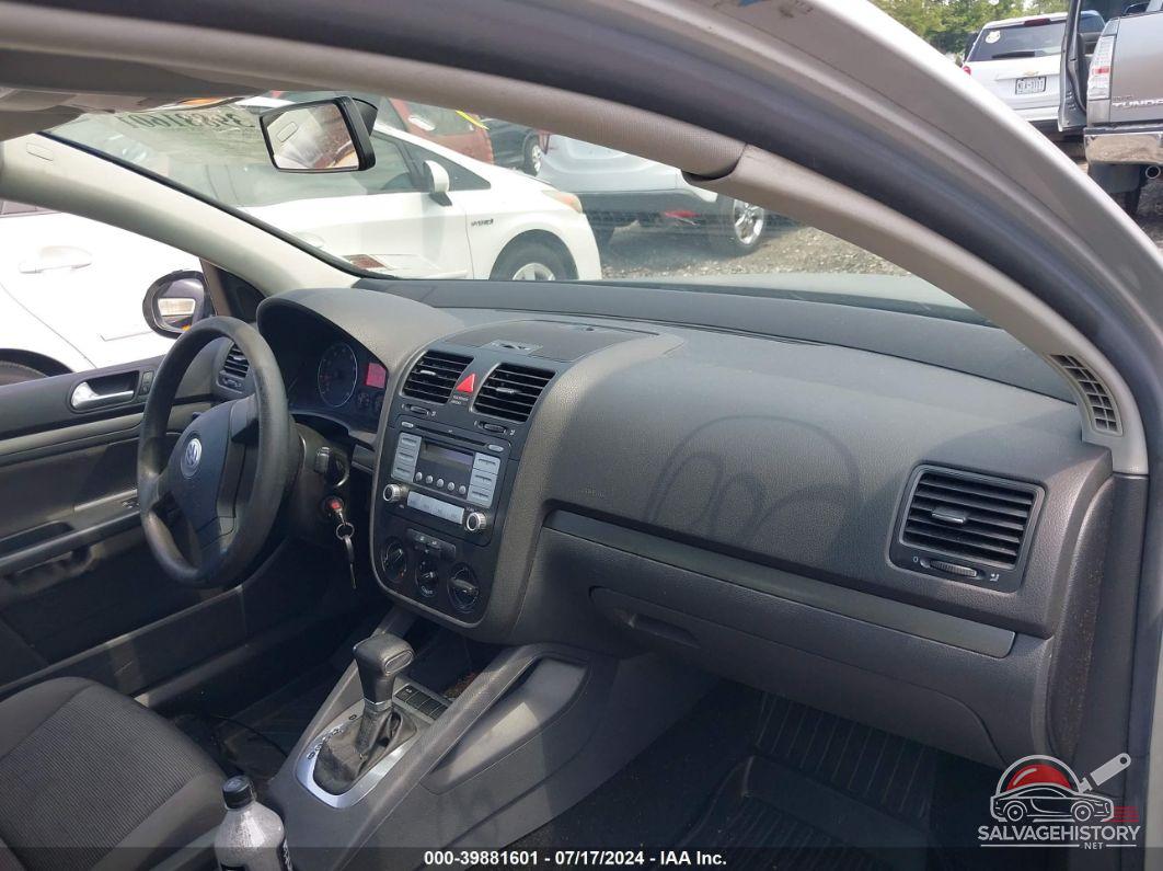 WVWBS71KX7W070866 2007 VOLKSWAGEN RABBIT photo no. 5