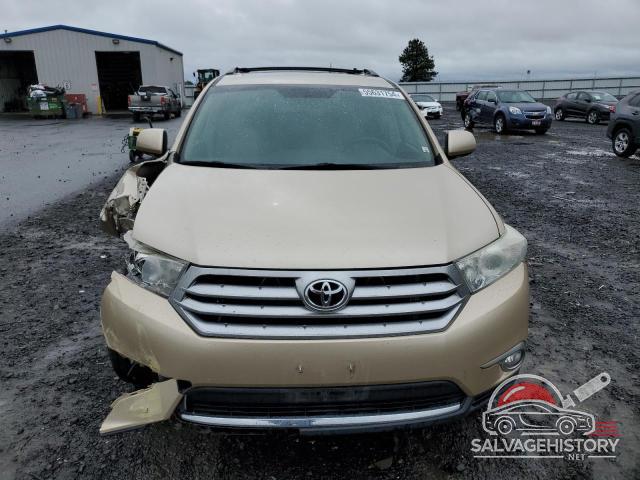 5TDDK3EH7DS193648 2013 TOYOTA HIGHLANDER photo no. 5