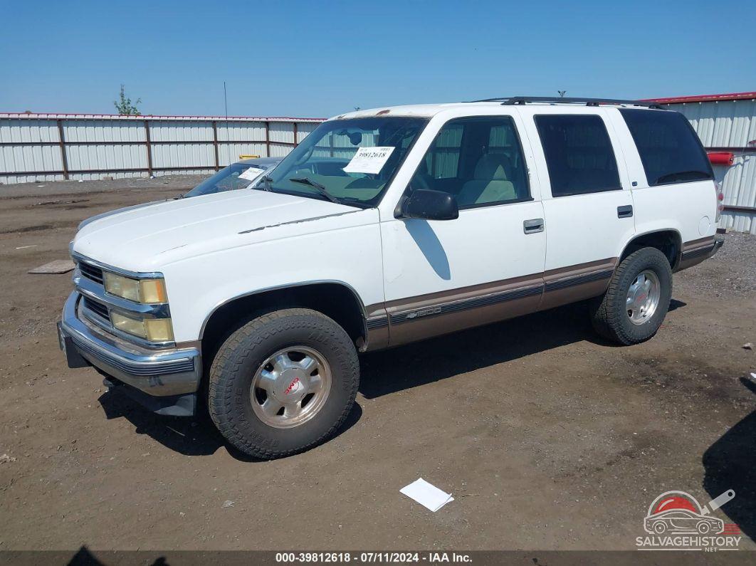 1GNEK13R3VJ392772 1997 CHEVROLET TAHOE photo no. 2
