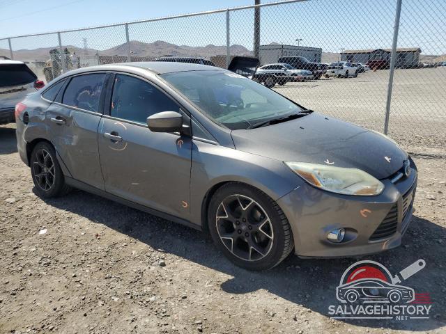 1FAHP3F20CL351301 2012 FORD FOCUS photo no. 4