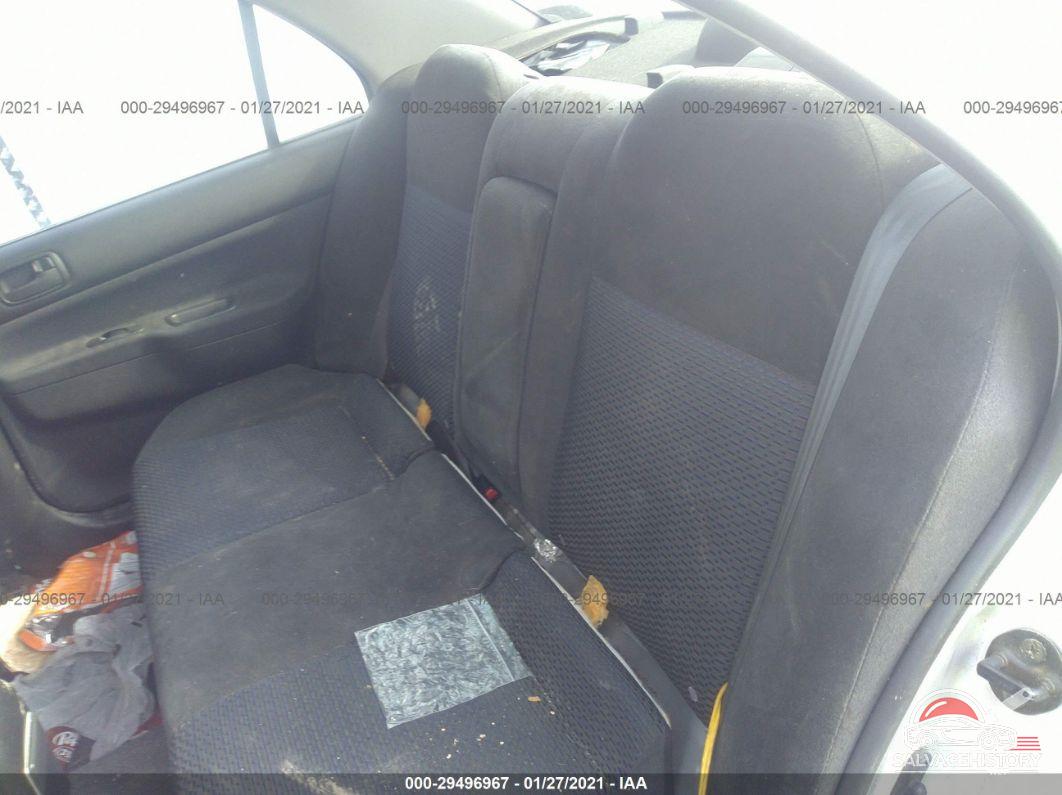 JA3AJ86EX2U002321 2002 MITSUBISHI LANCER photo no. 8