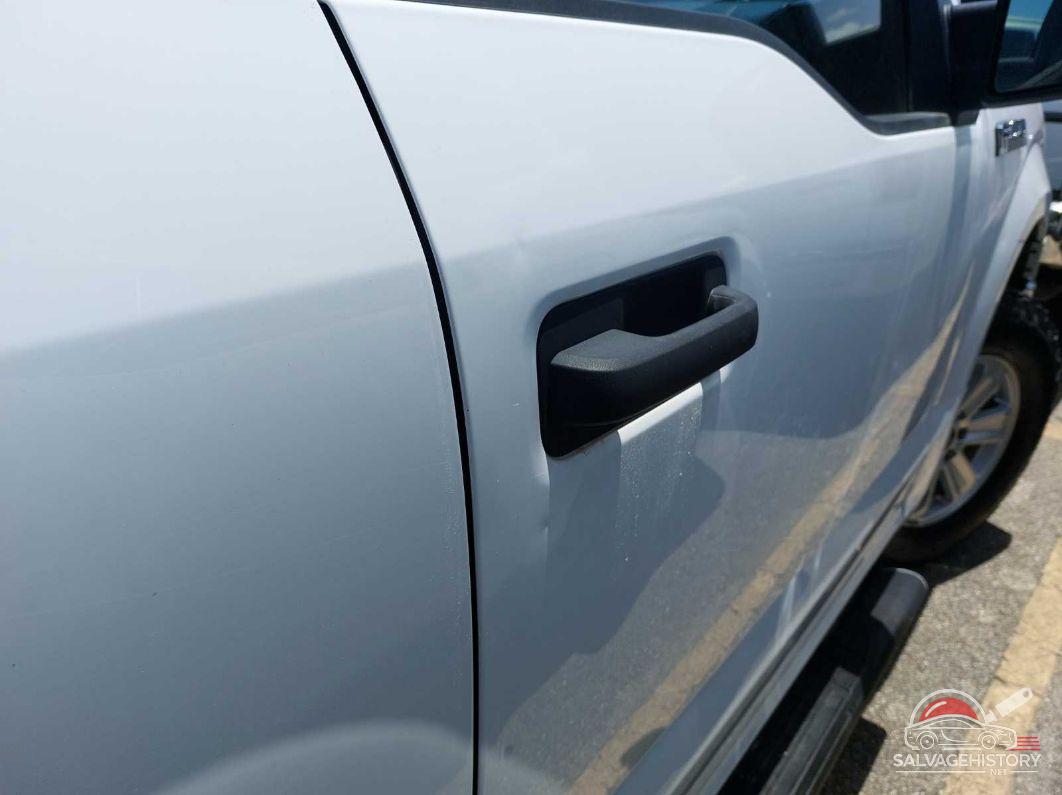 1FTEW1E52JKE29791 2018 FORD F-150 photo no. 4