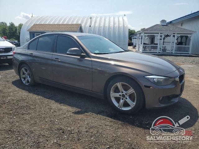 WBA3B5C51DF595016 2013 BMW 3 SERIES photo no. 4