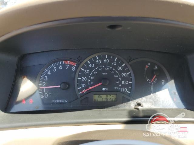 2T1BR32E74C238805 2004 TOYOTA COROLLA photo no. 9