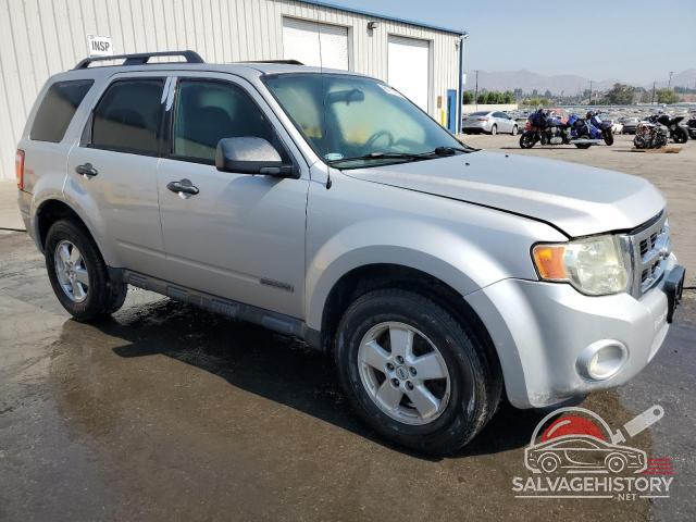 1FMCU03Z48KA10358 2008 FORD ESCAPE photo no. 4