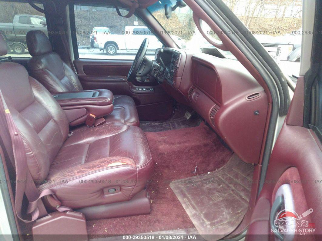 1GNEK13R9VJ323679 1997 CHEVROLET TAHOE photo no. 5