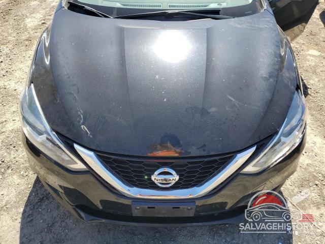 3N1AB7AP6JY254017 2018 NISSAN SENTRA photo no. 11