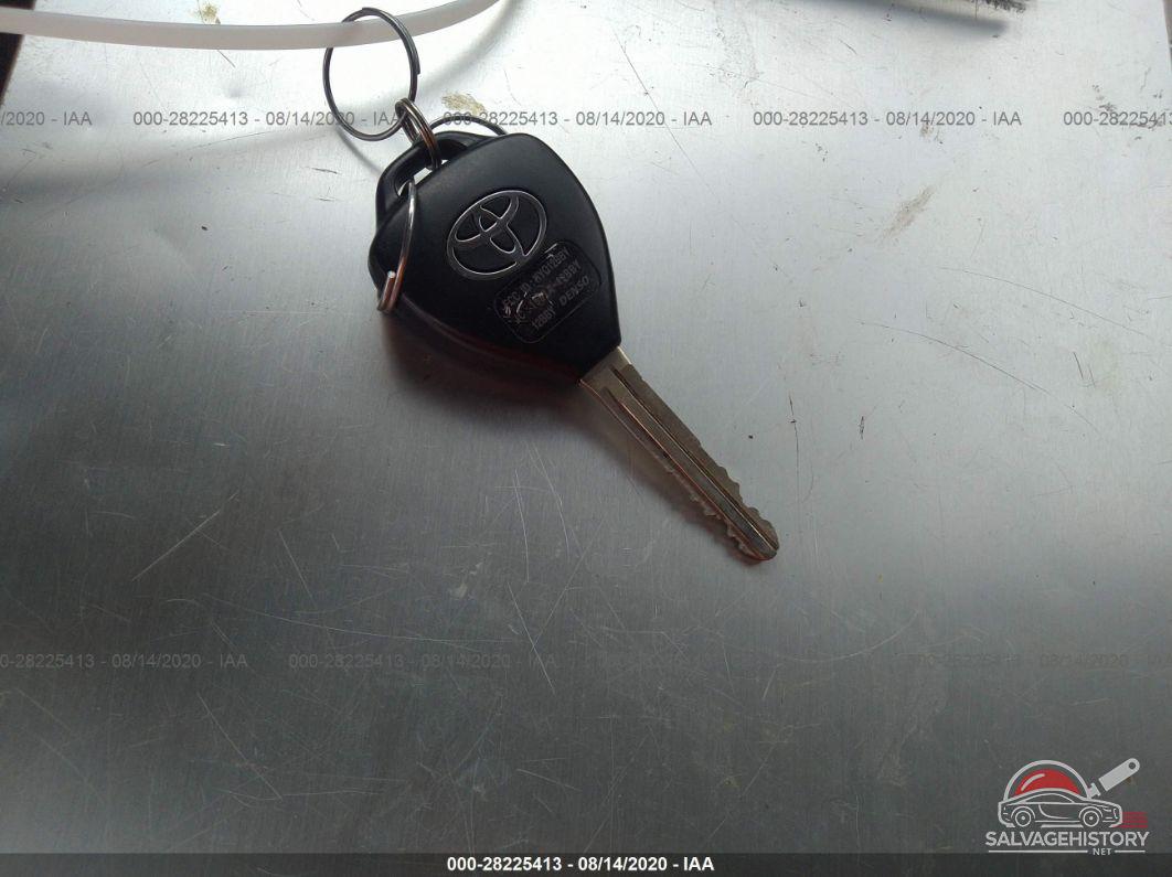 4T1BF3EK5AU040499 2010 TOYOTA CAMRY photo no. 11