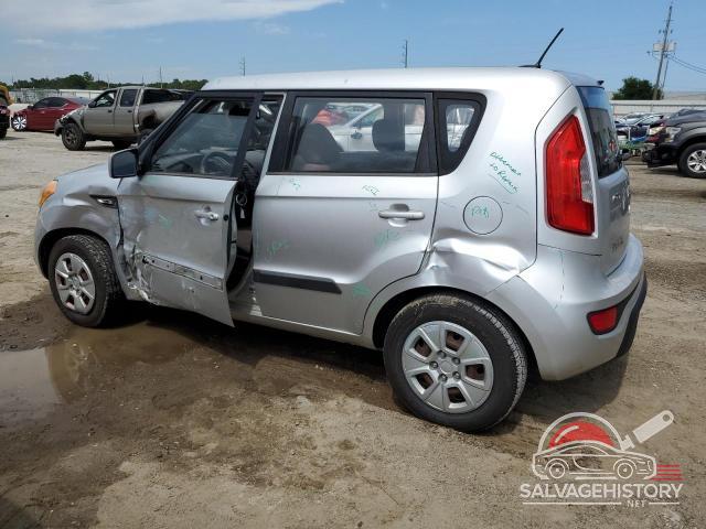 KNDJT2A50C7390384 2012 KIA SOUL photo no. 2