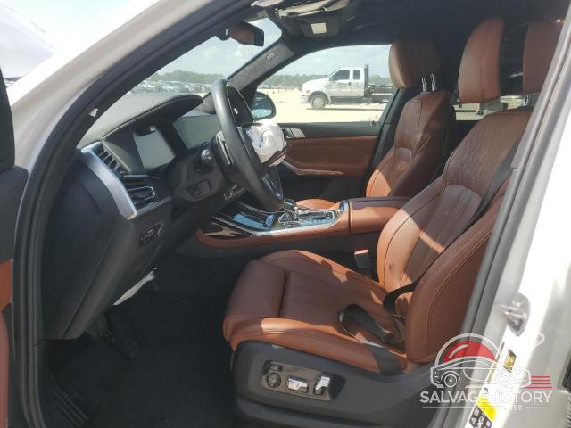 5UXCW2C0XN9J08811 2022 BMW X7 photo no. 7
