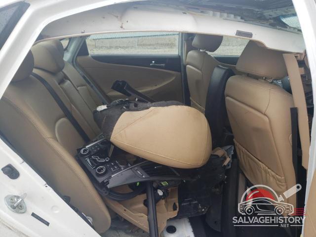 5NPEC4AC7CH390244 2012 HYUNDAI SONATA photo no. 10