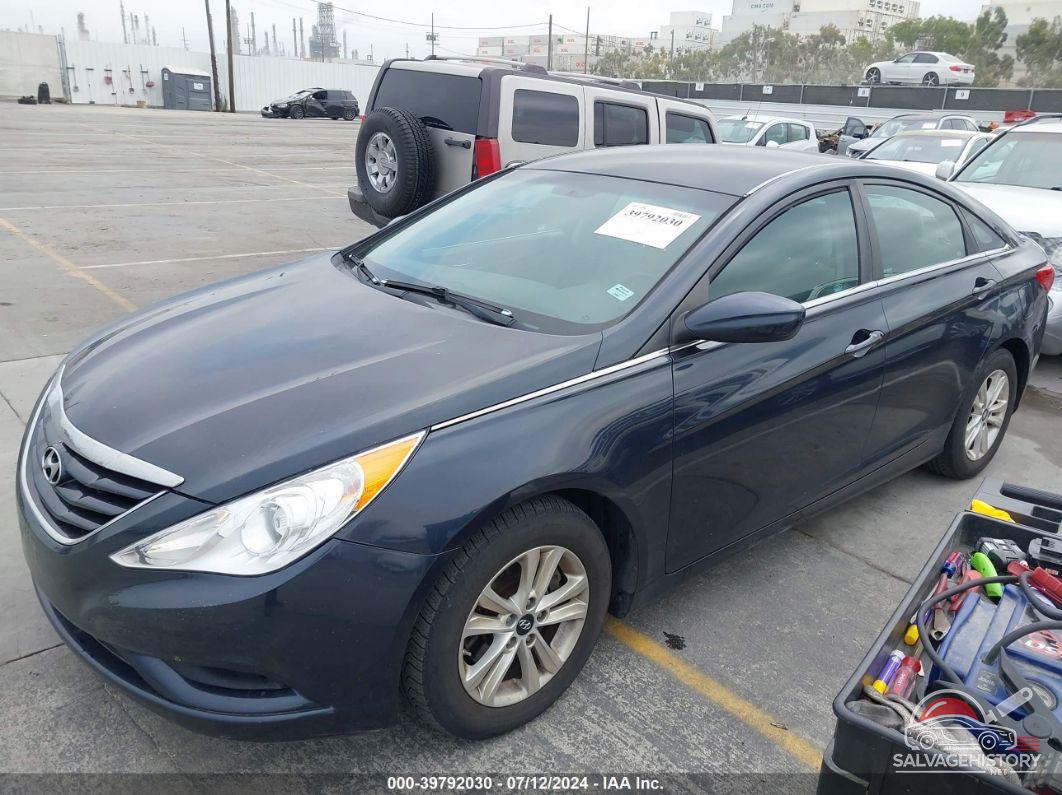 5NPEB4ACXBH249931 2011 HYUNDAI SONATA photo no. 2