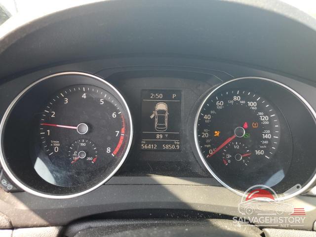 3VWDB7AJXJM258162 2018 VOLKSWAGEN JETTA photo no. 9