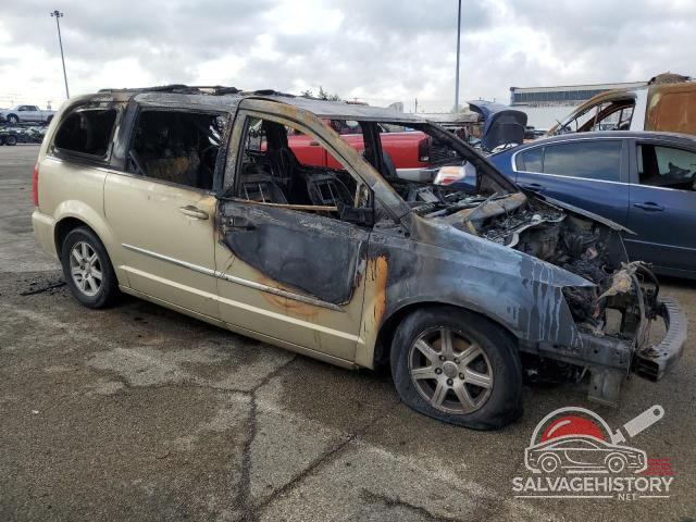 2A4RR5DG5BR798936 2011 CHRYSLER MINIVAN photo no. 4