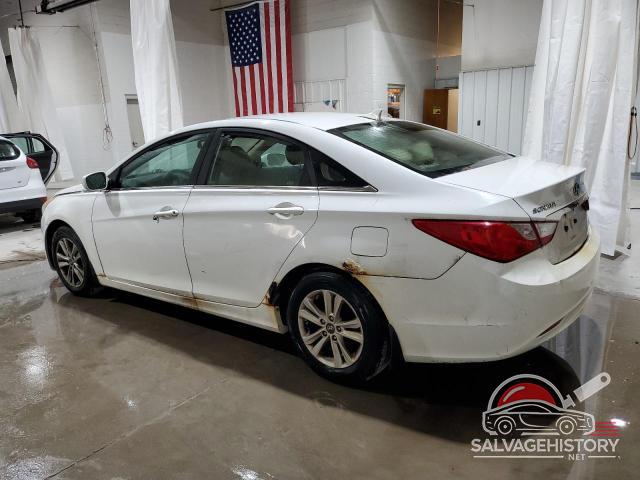5NPEB4AC5BH170781 2011 HYUNDAI SONATA photo no. 2