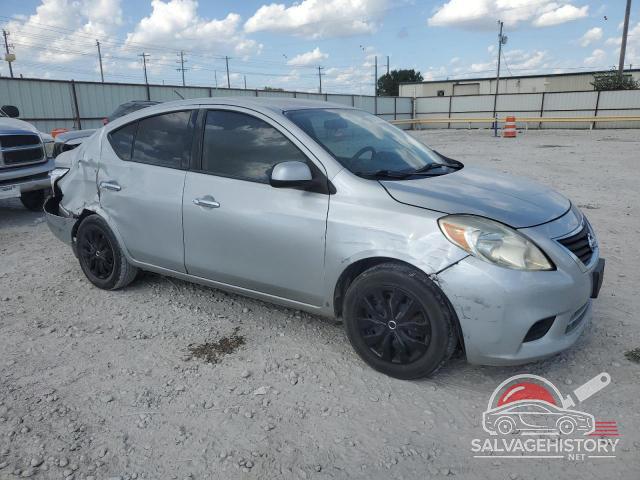 3N1CN7AP0EK453752 2014 NISSAN VERSA photo no. 4