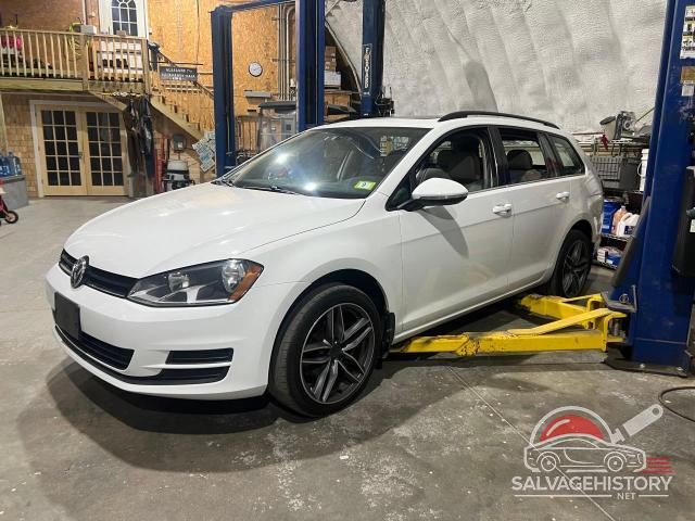 3VWC17AU8GM523159 2016 VOLKSWAGEN GOLF photo no. 2