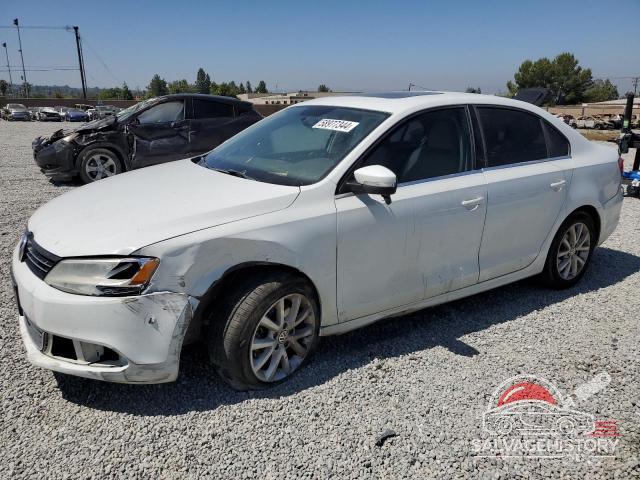 3VWD17AJ5EM433331 2014 VOLKSWAGEN JETTA photo no. 2