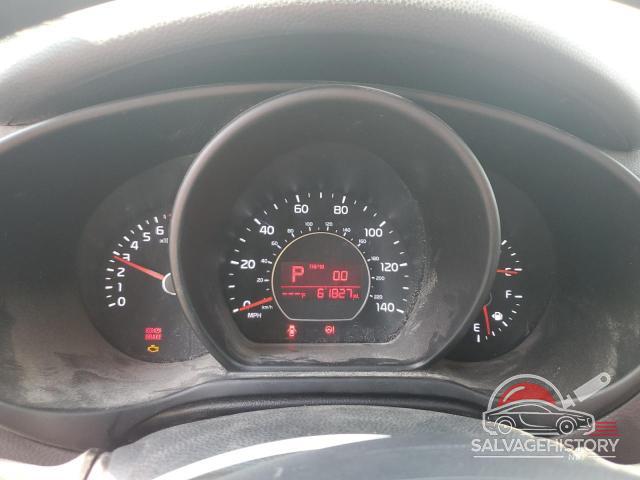 KNDJP3A59H7482224 2017 KIA SOUL photo no. 9