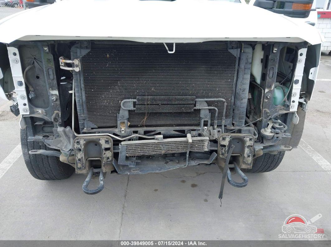1GC2CUEG1HZ288020 2017 CHEVROLET SILVERADO 2500HD photo no. 6