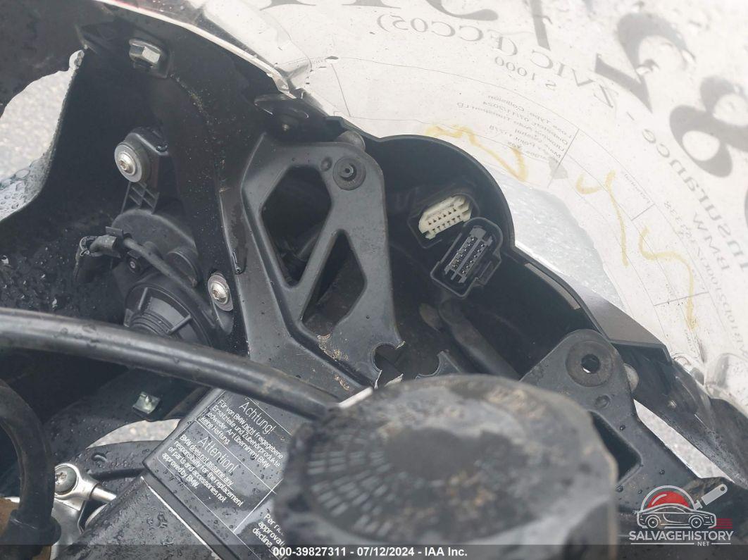 WB10D2100GZ353338 2016 BMW S 1000 photo no. 7