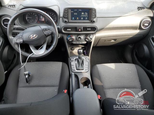 KM8K2CAA8JU078401 2018 HYUNDAI KONA photo no. 8
