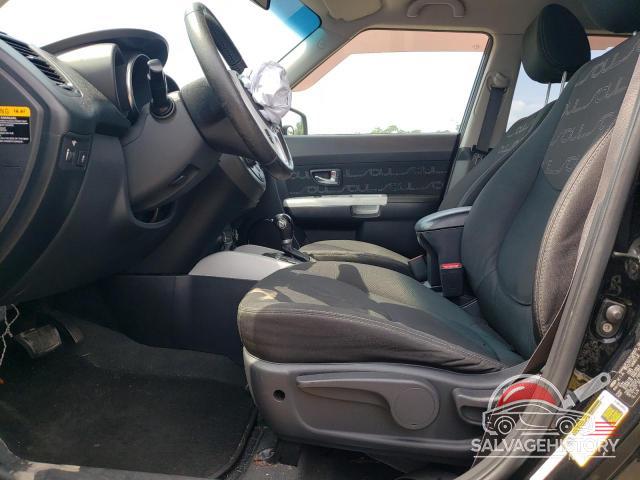 KNDJT2A64C7380921 2012 KIA SOUL photo no. 7
