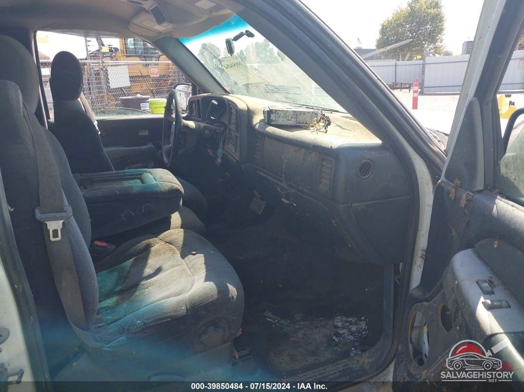 2GCEC19T3Y1102053 2000 CHEVROLET SILVERADO photo no. 5