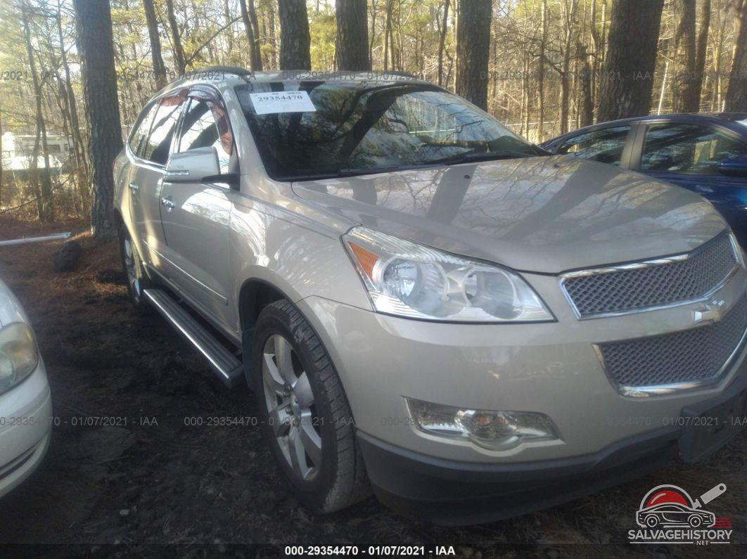 1GNKRLED1BJ361978 2011 CHEVROLET TRAVERSE photo no. 2