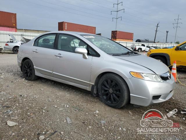 19XFA1F95AE043597 2010 HONDA CIVIC photo no. 4