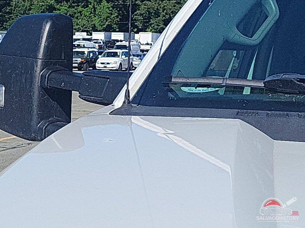 1FDUF5GY6HED72574 2017 FORD F-550 CHASSIS photo no. 6