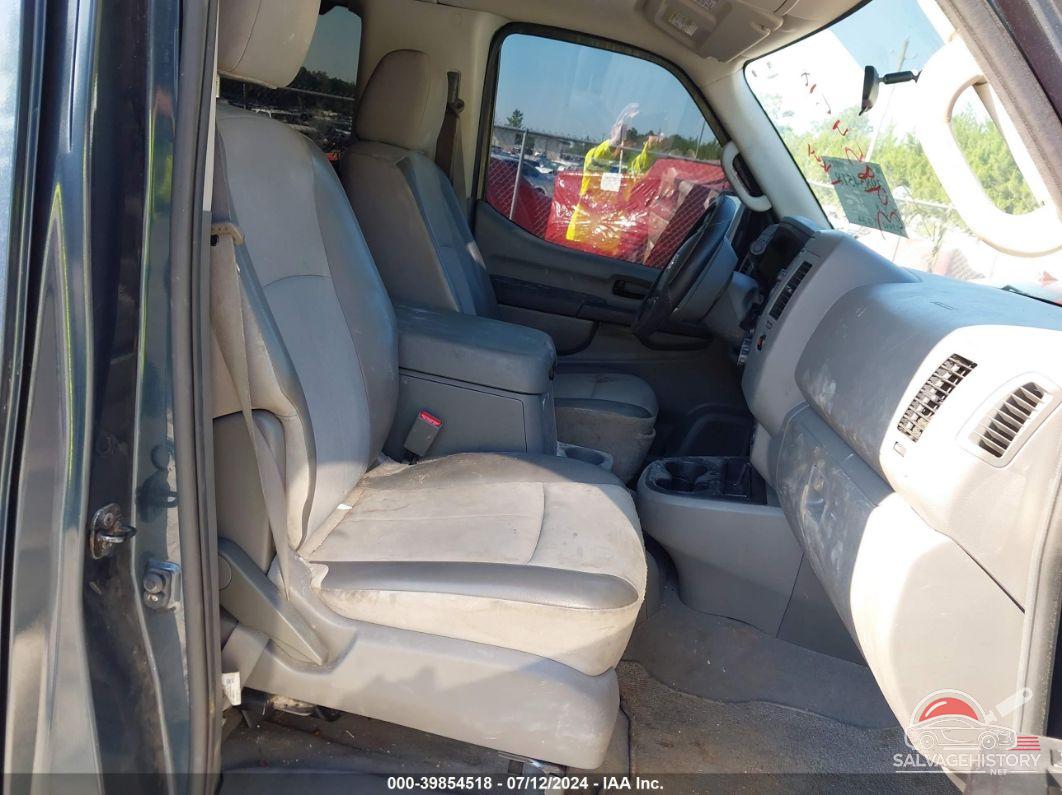 5BZAF0AA0EN160626 2014 NISSAN NV PASSENGER NV3500 HD photo no. 5