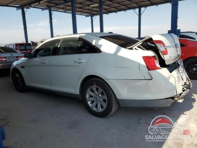1FAHP2DW4AG147347 2010 FORD TAURUS photo no. 2