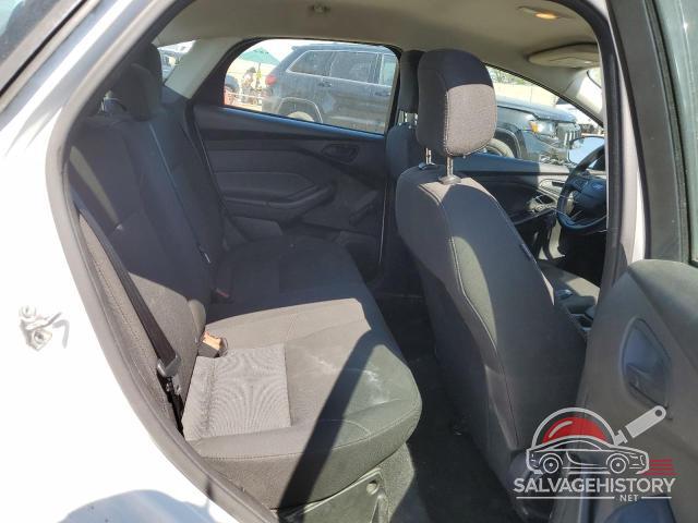 1FADP3E22GL329709 2016 FORD FOCUS photo no. 10