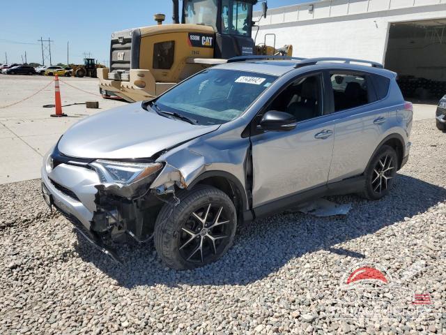 2T3JFREV8HW573148 2017 TOYOTA RAV4 photo no. 4