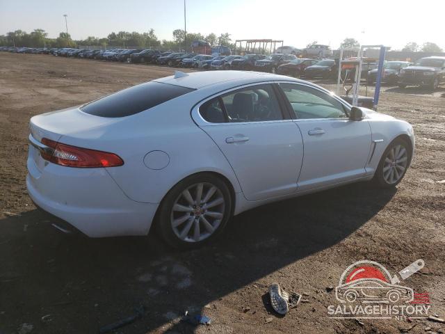 SAJWJ0EF3E8U14646 2014 JAGUAR XF photo no. 3