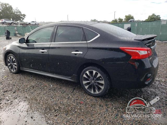 3N1CB7AP0JY207672 2018 NISSAN SENTRA photo no. 2