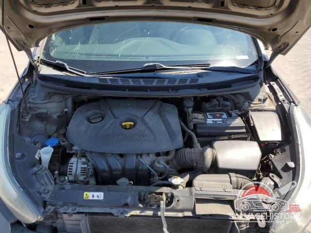 5NPDH4AE3EH464356 2014 HYUNDAI ELANTRA photo no. 11