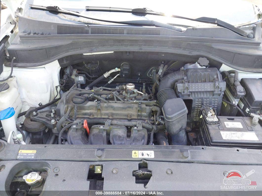 5XYZT3LB8GG359257 2016 HYUNDAI SANTA FE SPORT photo no. 10