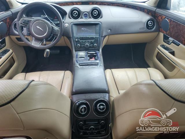 SAJWA2GB9BLV15026 2011 JAGUAR XJ photo no. 8