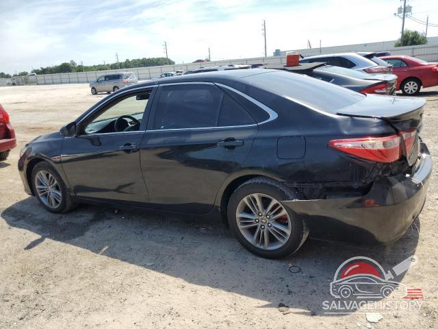 4T1BF1FK4FU026393 2015 TOYOTA CAMRY photo no. 2