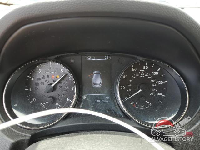 JN1BJ1CP1HW033556 2017 NISSAN ROGUE photo no. 9
