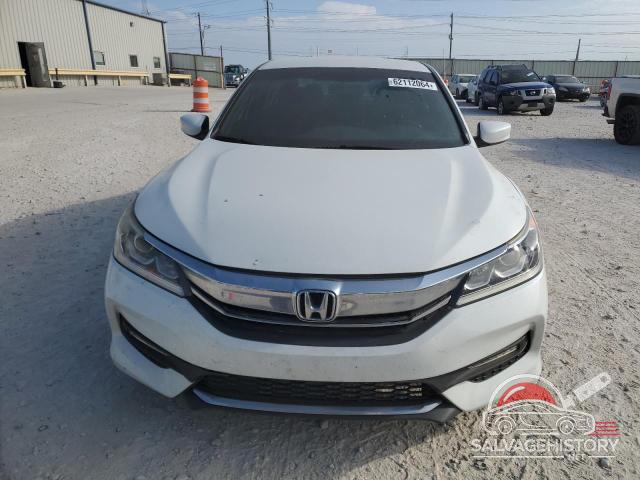 1HGCR2F58HA106849 2017 HONDA ACCORD photo no. 5