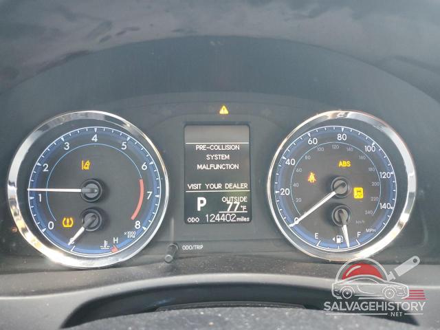 5YFBURHE8HP639276 2017 TOYOTA COROLLA photo no. 9