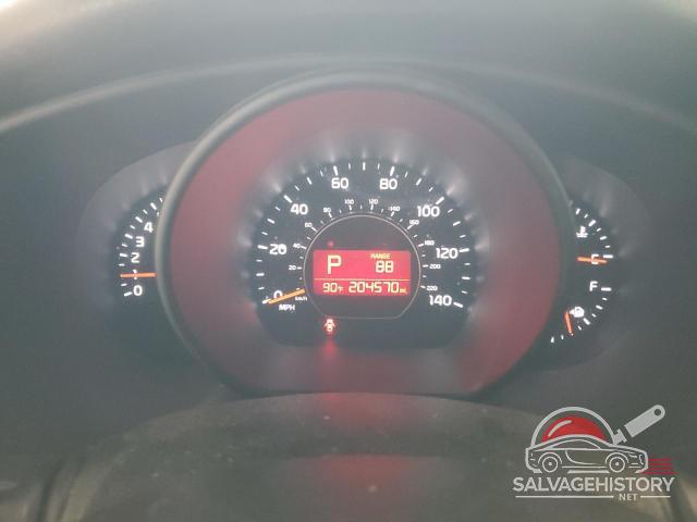 KNDJN2A21G7357626 2016 KIA SOUL photo no. 9