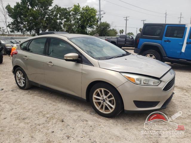 1FADP3K23FL203300 2015 FORD FOCUS photo no. 4