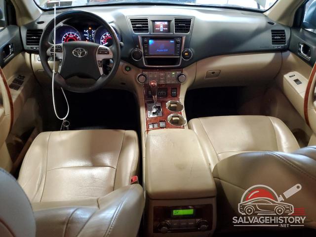 5TDDK3EH6DS273443 2013 TOYOTA HIGHLANDER photo no. 8